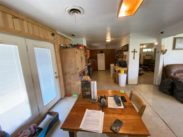 705 Pillar Street, Bowie, TX 76230