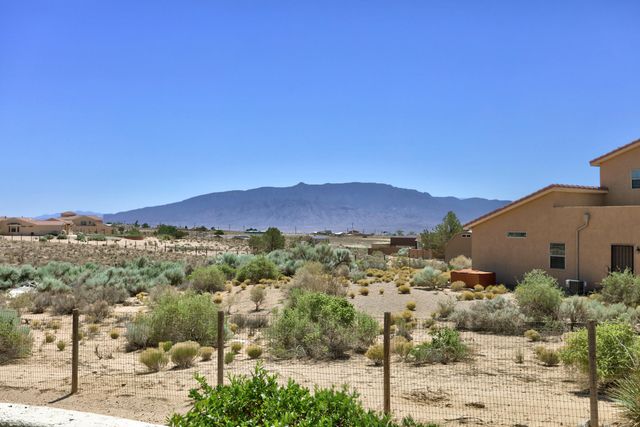 508 Albor Circle NE, Rio Rancho, NM 87124