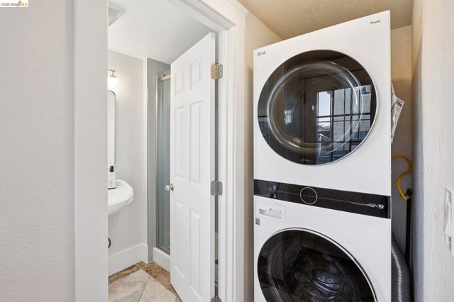 2161 48th AVE, Oakland, CA 94601