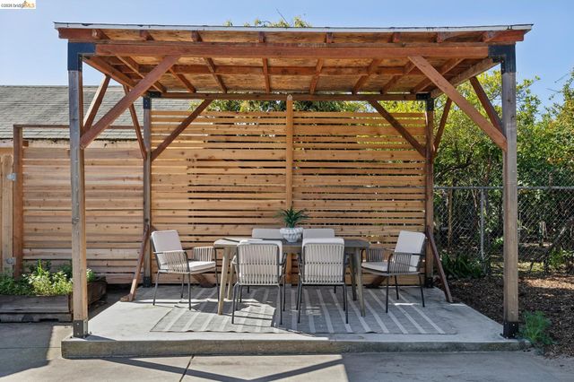 2161 48th AVE, Oakland, CA 94601