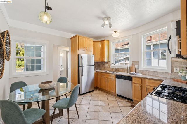 2161 48th AVE, Oakland, CA 94601