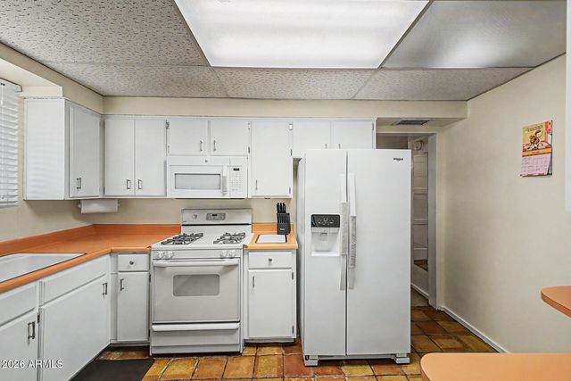 4161 N Westview Drive, Phoenix, AZ 85015