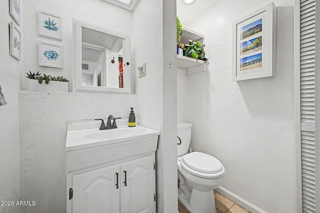 4161 N Westview Drive, Phoenix, AZ 85015