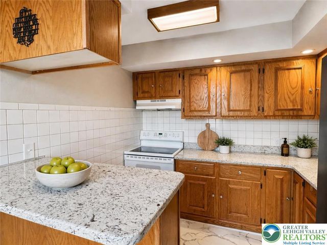 909 Jackson Street 2, Easton, PA 18042