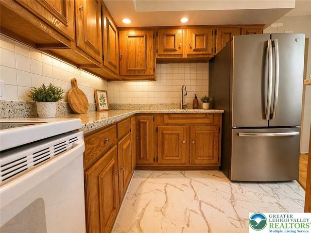 909 Jackson Street 2, Easton, PA 18042