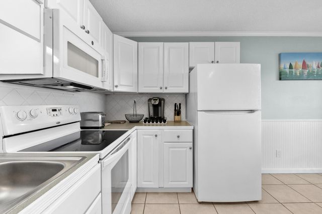 5905 S Kings Hwy Unit 327A, Myrtle Beach, SC 29575