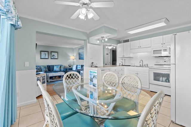 5905 S Kings Hwy Unit 327A, Myrtle Beach, SC 29575