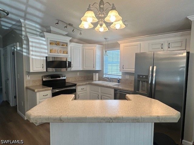 1509 Diamond Lake CIR, Naples, FL 34114