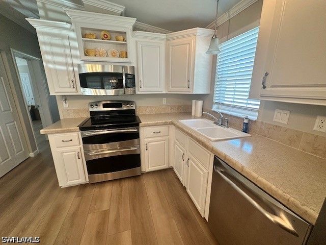 1509 Diamond Lake CIR, Naples, FL 34114