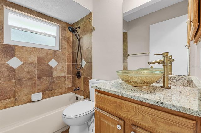 18271 TEMPLE AVENUE, Port Charlotte, FL 33948