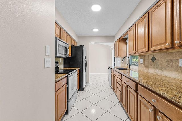 18271 TEMPLE AVENUE, Port Charlotte, FL 33948