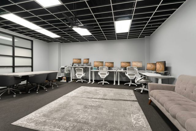 4131 W Belmont Avenue 402, Chicago, IL 60641