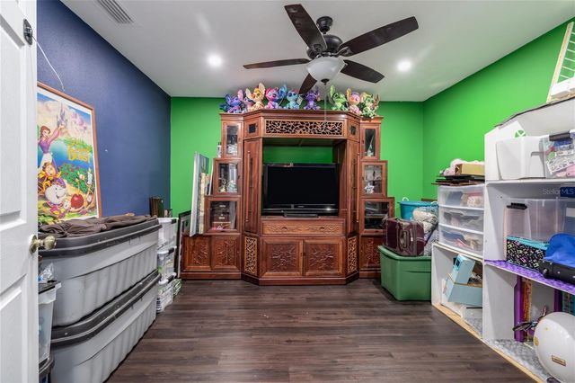 420 PINEAPPLE STREET, Orange City, FL 32763