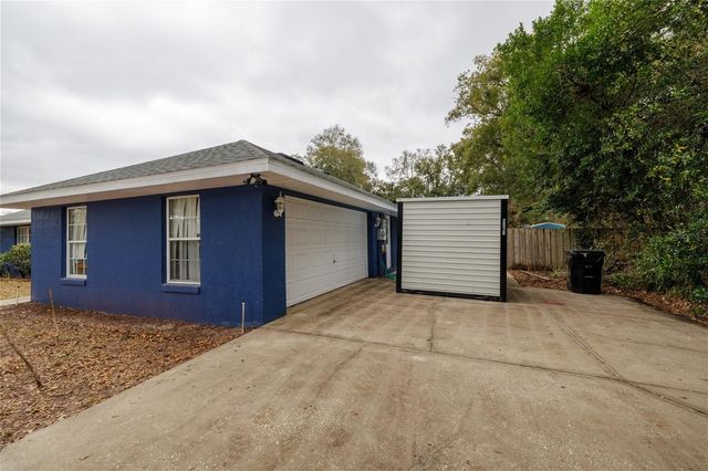 420 PINEAPPLE STREET, Orange City, FL 32763