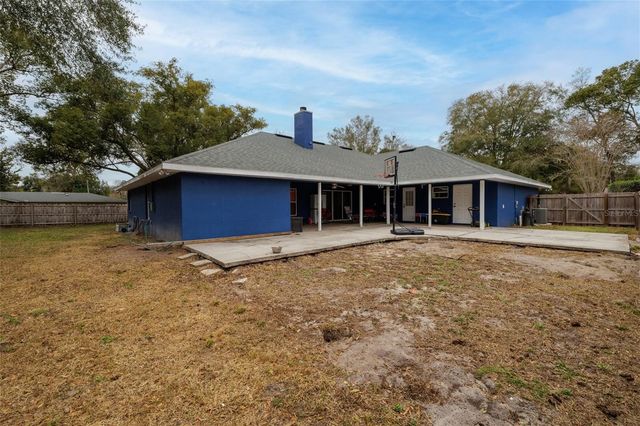 420 PINEAPPLE STREET, Orange City, FL 32763