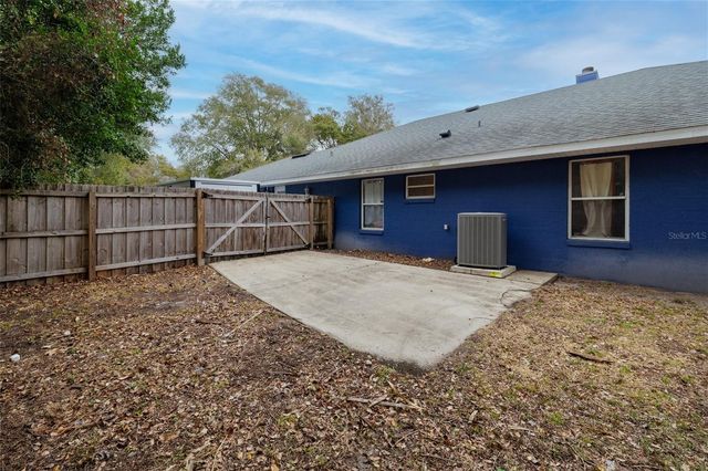 420 PINEAPPLE STREET, Orange City, FL 32763