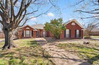 844 Tahoe Trail, Hewitt, TX 76643
