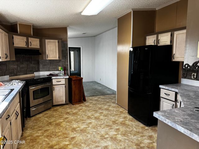 2929 Avon Road, Panama City, FL 32405