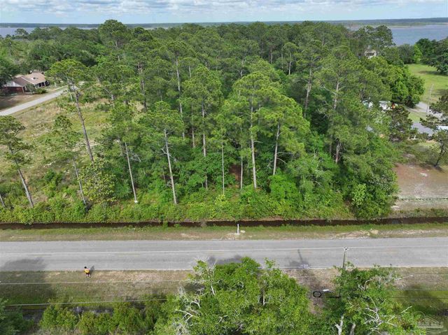 Robinson Point Rd, Bagdad, FL 32583