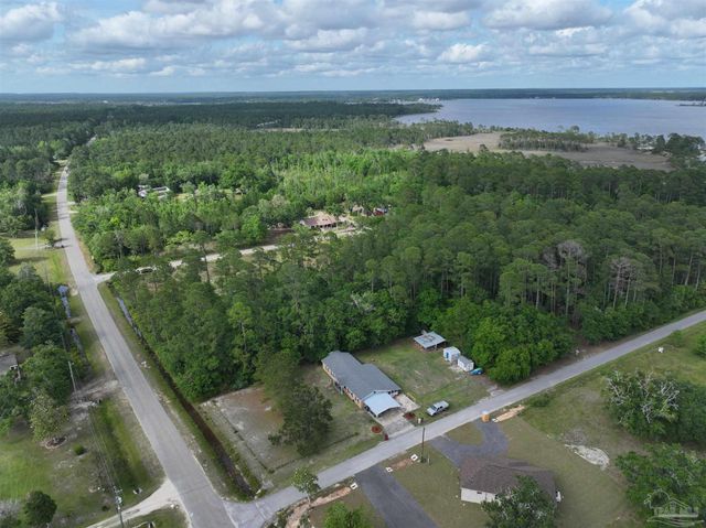 Robinson Point Rd, Bagdad, FL 32583