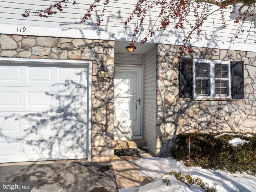 Image 2 of property listing at 119 GALA DR, State College, PA 16801