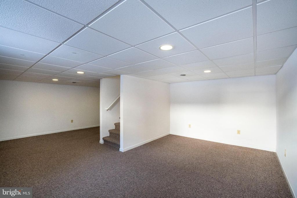 Image 37 of property listing at 119 GALA DR, State College, PA 16801