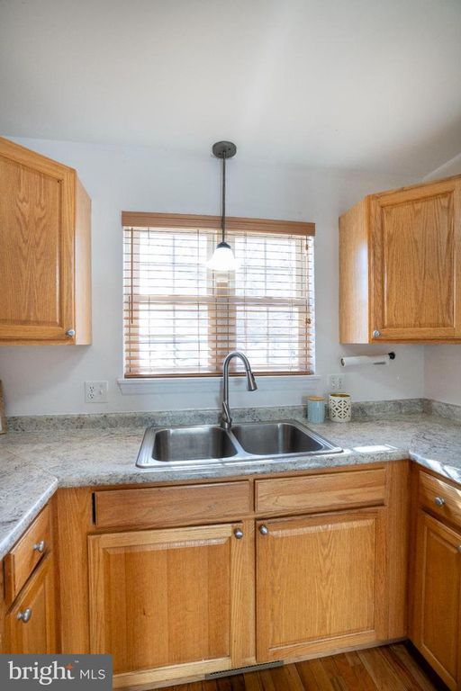 Image 7 of property listing at 119 GALA DR, State College, PA 16801