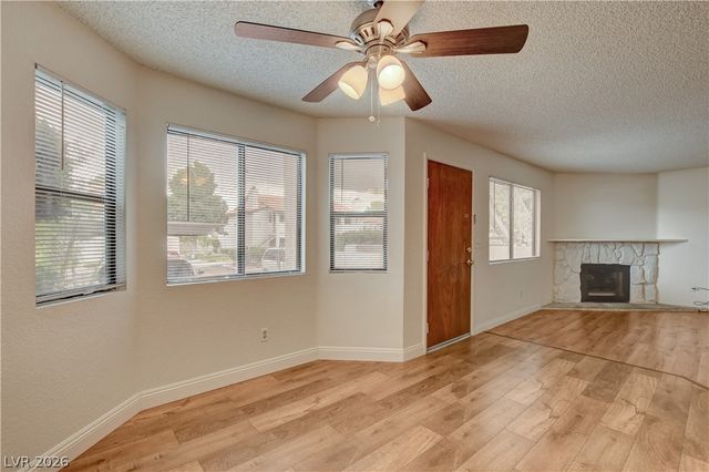 2713 Beaver Creek Court 102, Las Vegas, NV 89117