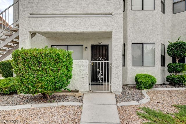 2713 Beaver Creek Court 102, Las Vegas, NV 89117