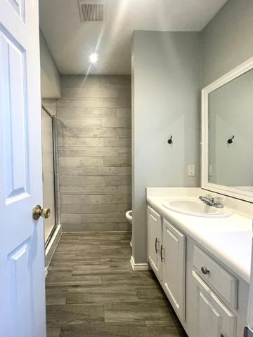 307 E Mitchell Street C, Arlington, TX 76010