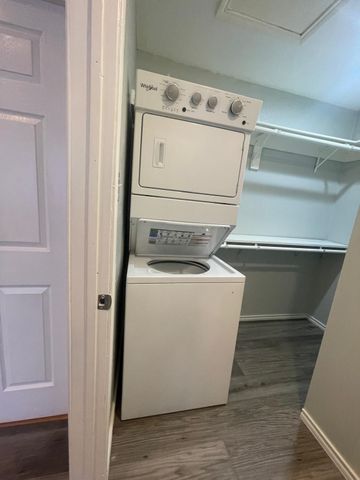 307 E Mitchell Street C, Arlington, TX 76010