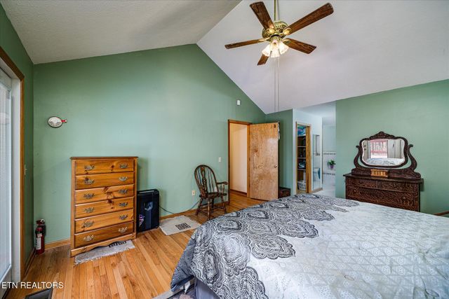 8631 MONTEREY HIGHWAY Hwy, Monterey, TN 38574