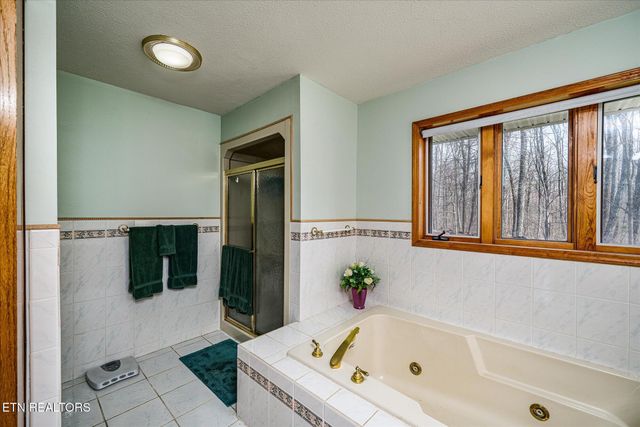 8631 MONTEREY HIGHWAY Hwy, Monterey, TN 38574