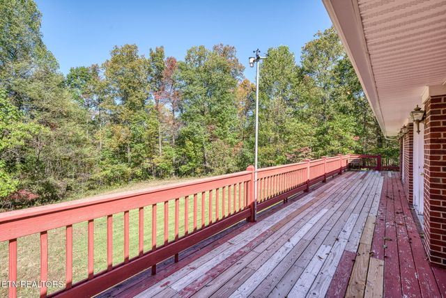 8631 MONTEREY HIGHWAY Hwy, Monterey, TN 38574