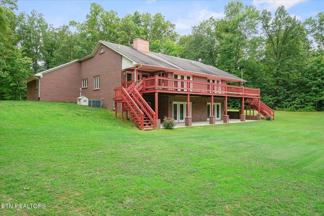 8631 MONTEREY HIGHWAY Hwy, Monterey, TN 38574