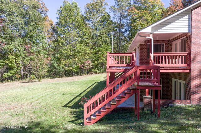 8631 MONTEREY HIGHWAY Hwy, Monterey, TN 38574