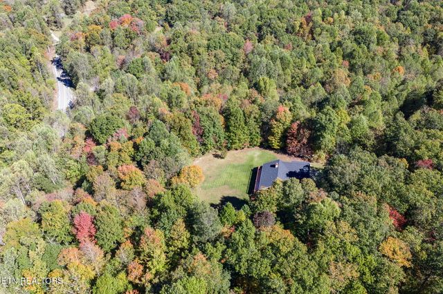 8631 MONTEREY HIGHWAY Hwy, Monterey, TN 38574