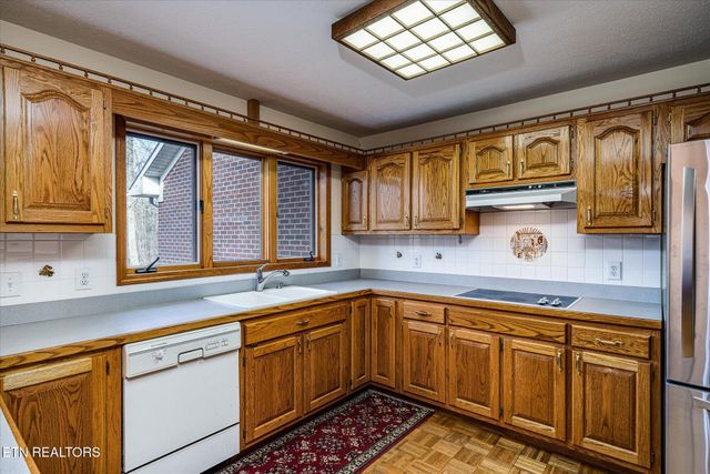 8631 MONTEREY HIGHWAY Hwy, Monterey, TN 38574