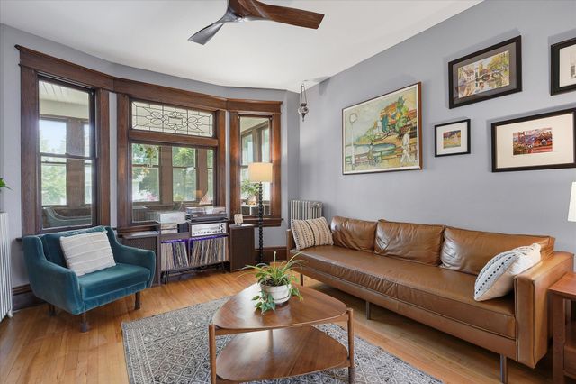 1008 Charles Avenue, Saint Paul, MN 55104