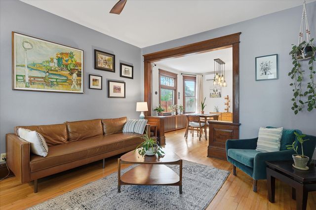 1008 Charles Avenue, Saint Paul, MN 55104