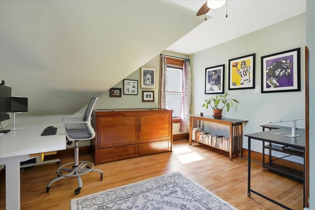 1008 Charles Avenue, Saint Paul, MN 55104