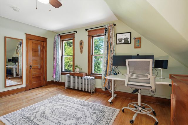 1008 Charles Avenue, Saint Paul, MN 55104