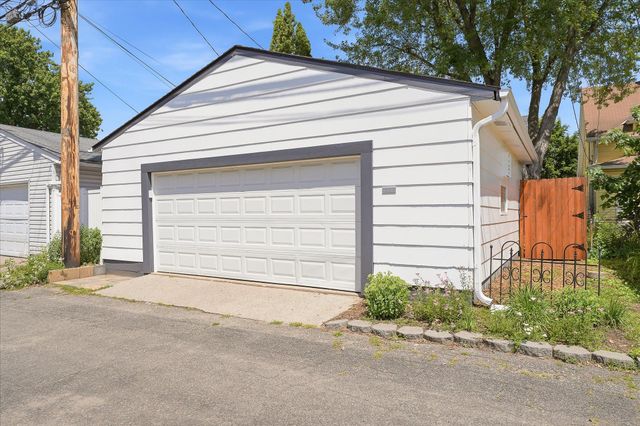 1008 Charles Avenue, Saint Paul, MN 55104