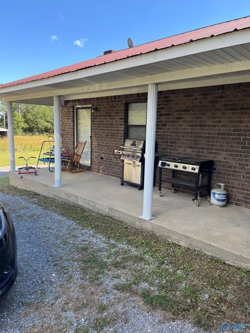 1462 County Road 571, Rainsville, AL 35986