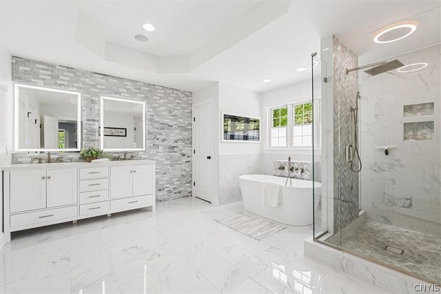 4595 Bloomsbury Drive, Onondaga, NY 13215