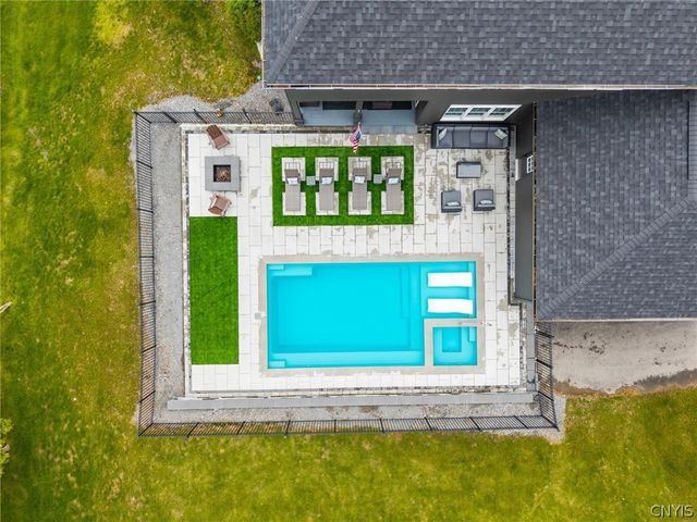 4595 Bloomsbury Drive, Onondaga, NY 13215