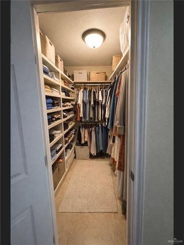 618 N Val Verde Road, Edinburg, TX 78542
