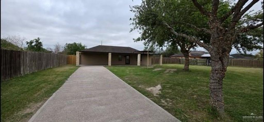 618 N Val Verde Road, Edinburg, TX 78542