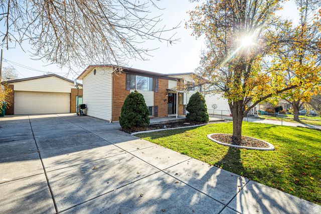 880 E 350 N, Layton, UT 84041