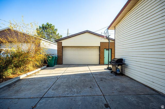 880 E 350 N, Layton, UT 84041